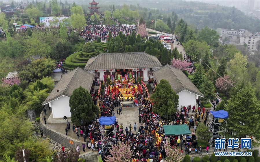 《不含而立》by金銀花露羞羞兔