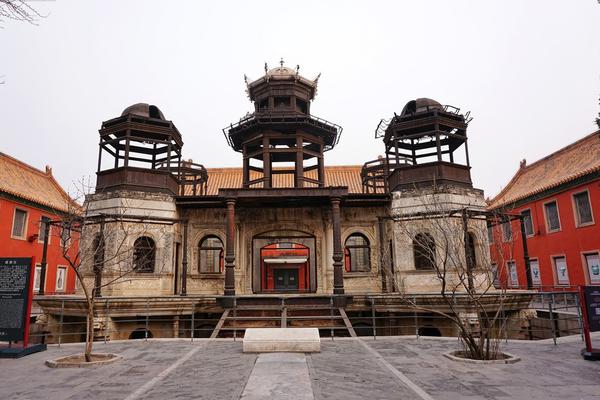 抵港by逢央久別重逢TXT