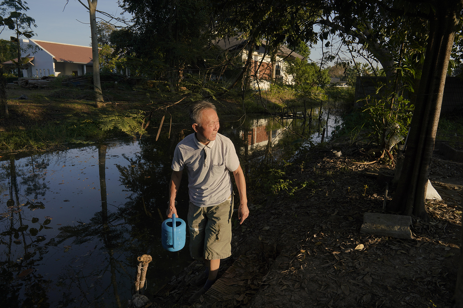 周平免費(fèi)最新章節(jié)更新