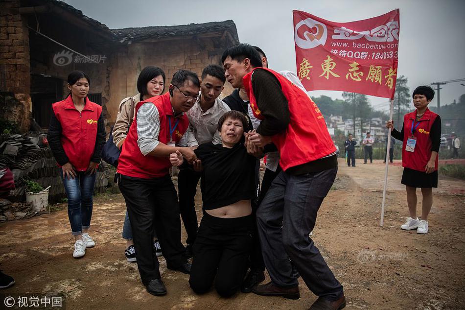 《怦怦》by一座銀山 小說 筆趣閣