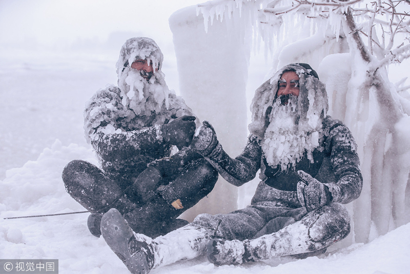 重生之都市仙尊洛塵