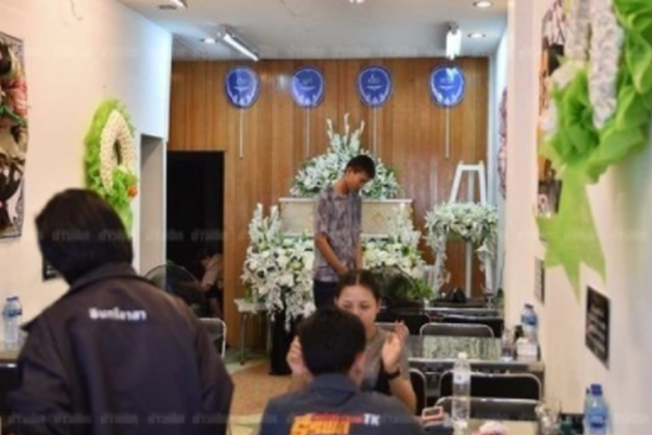 暗引力po在言外