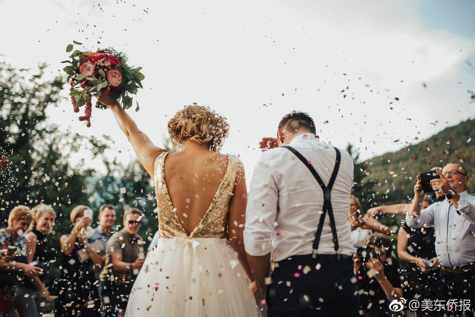 穿成P0年代文女配by林覺夏