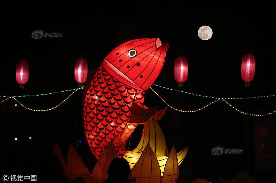 越軌by紅酒瓶txt