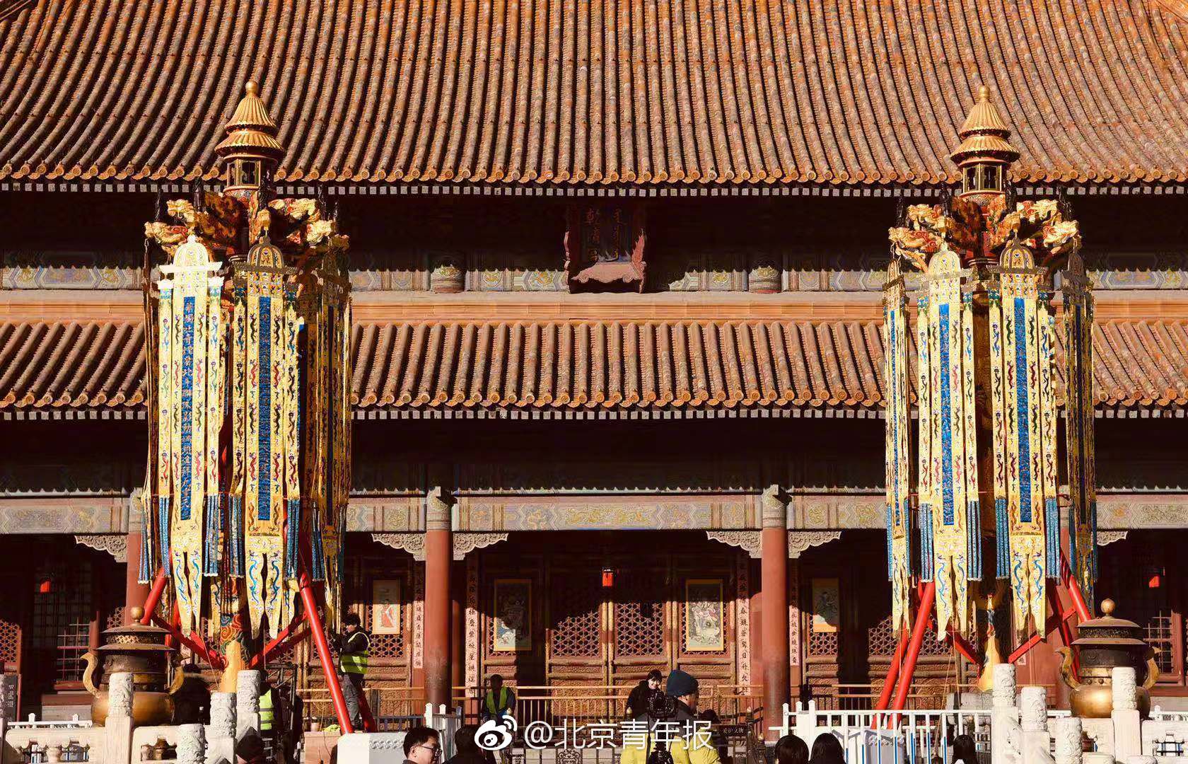 《腰間盤突出》by東渡日小說