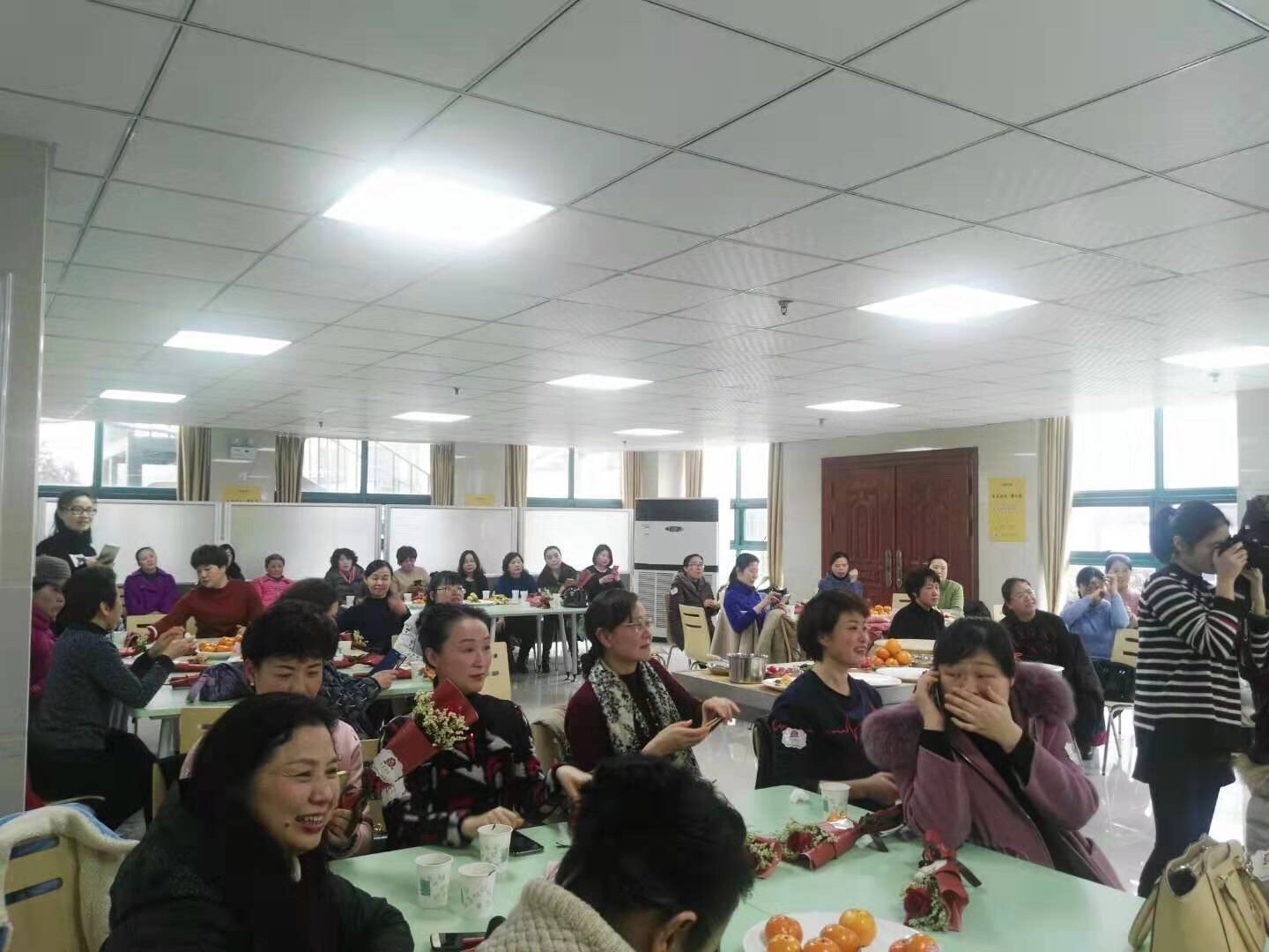 《宮闕藏春(雙重生)》丹青允25章