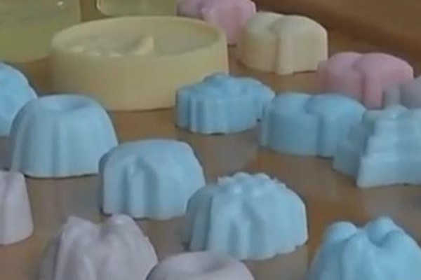 po18臉紅心跳作繭最新章節