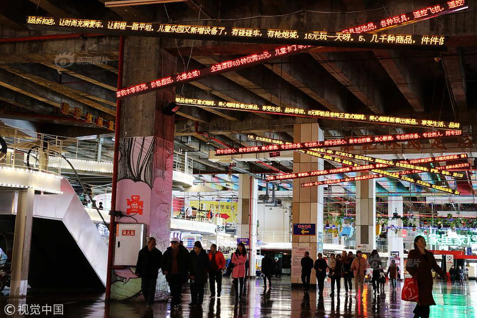 主角是夾心餅干的小說